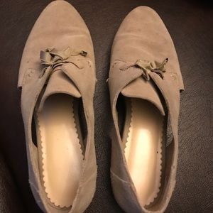 Crown and ivy neutral flats loaders sz 8